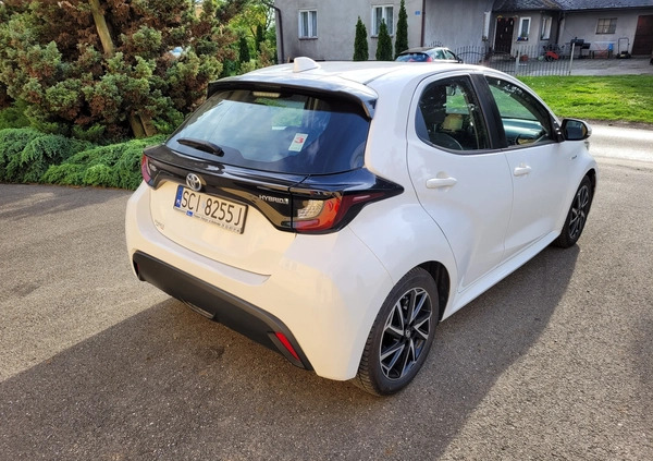 Toyota Yaris cena 73900 przebieg: 52000, rok produkcji 2020 z Cieszyn małe 191